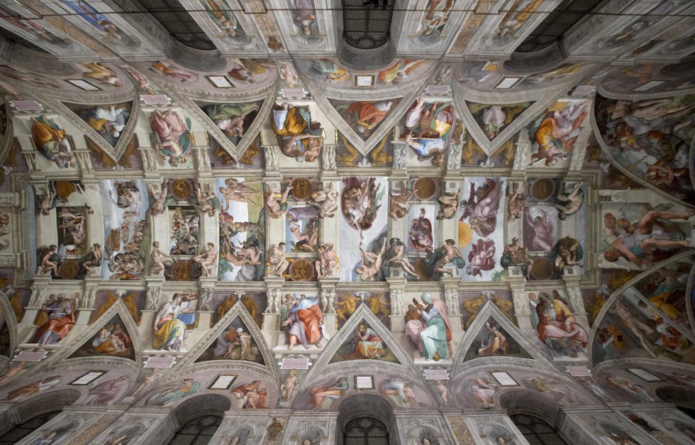 On this day in 1512, Michelangelo unveiled the ceiling of the Sistine Chapel which took him five years to paint. A mere 506 years later and approximately 25,000 people still visit it every day.