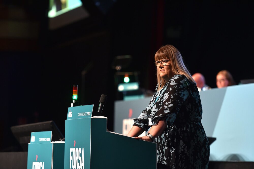 The head of Fórsa’s Health and Welfare Division, Ashley Connolly, said it was unfair staff who risked their lives at the start of the pandemic had to wait for no reason for their rightfully due bonus for absolutely no reason