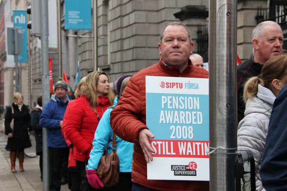 CE Supervisors protesting outside Leinster House.