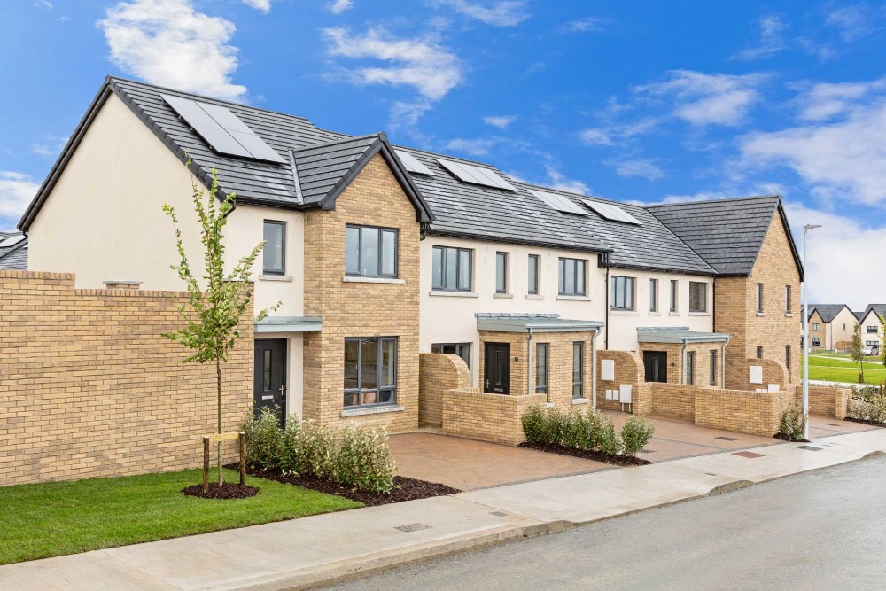 The median national price of a new build home has risen 44% since 2016, to €355,000.