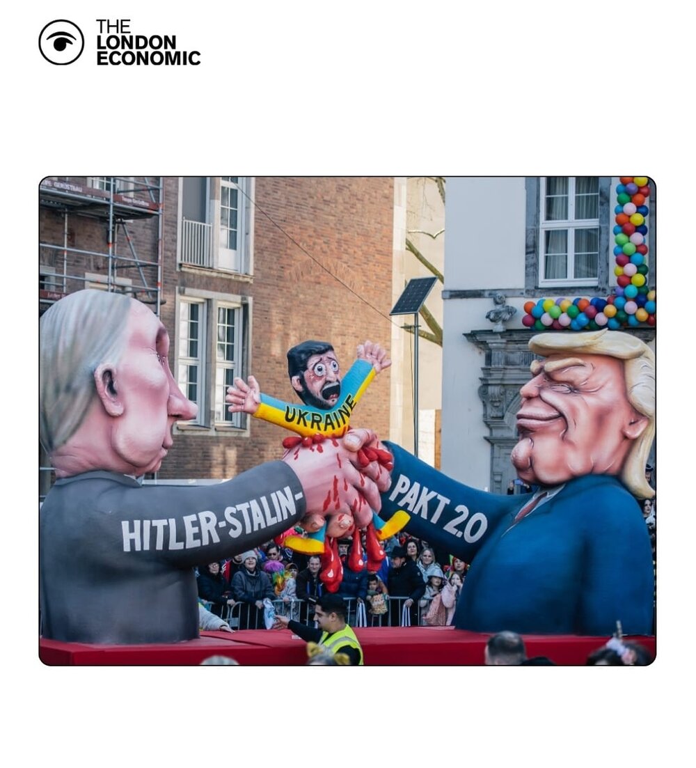 Floats at the Rose Monday parade in Dusseldorf this week via thelondoneconomic.com