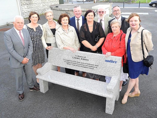 Left to right: Dessie Robinson, Patricia Whelan, Eileen Barry, Kathleen Doherty, Jerry King, Katherine Redmond, Frank Kirwan, Shay Cody, Jane Lynch, Maire Naughton Donoghue. Left to right: Dessie Robinson, Patricia Whelan, Eileen Barry, Kathleen Doherty, Jerry King, Katherine Redmond, Frank Kirwan, Shay Cody, Jane Lynch, Maire Naughton Donoghue.